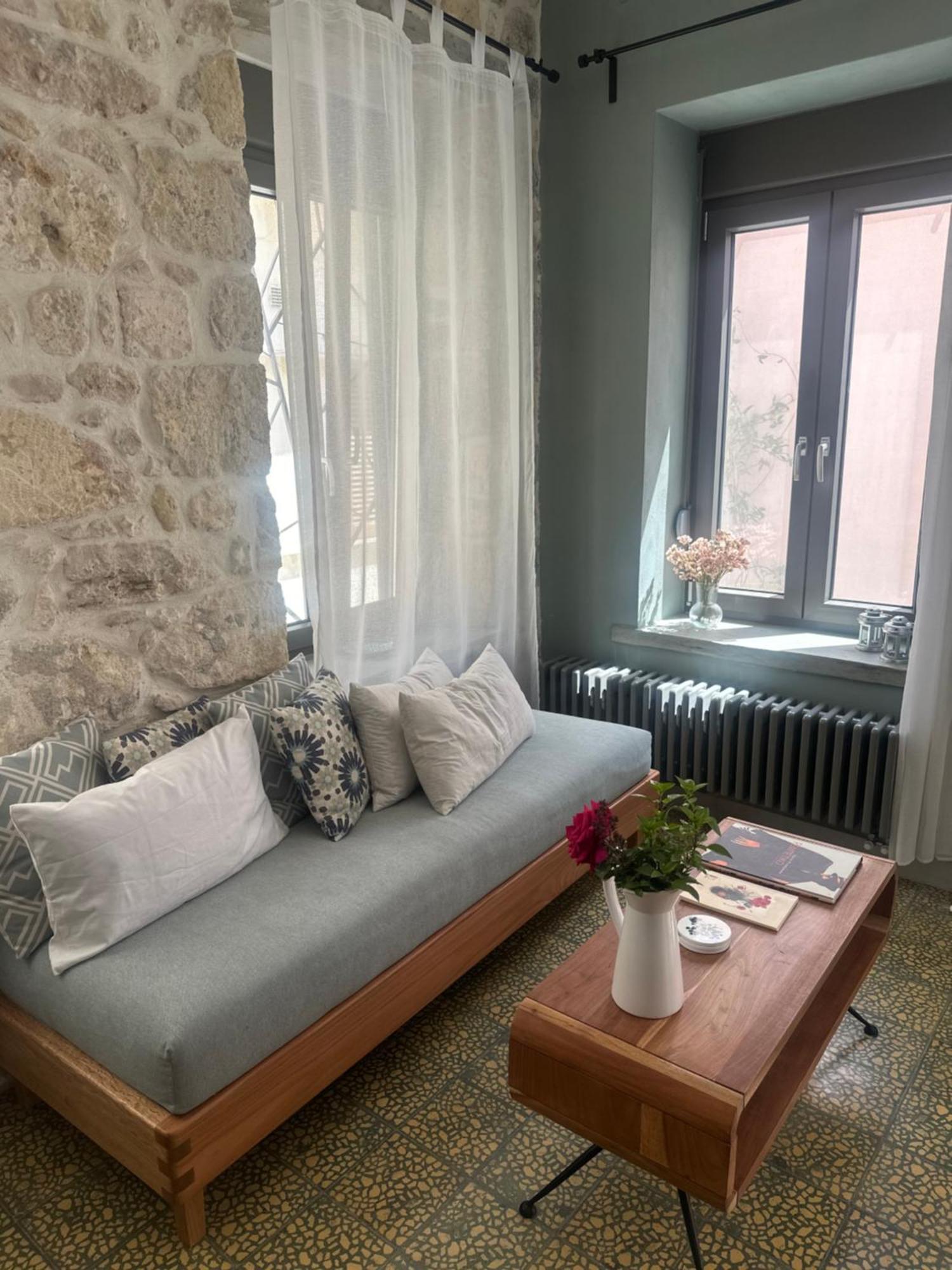 Stone Guest House In The City イラクリオン エクステリア 写真